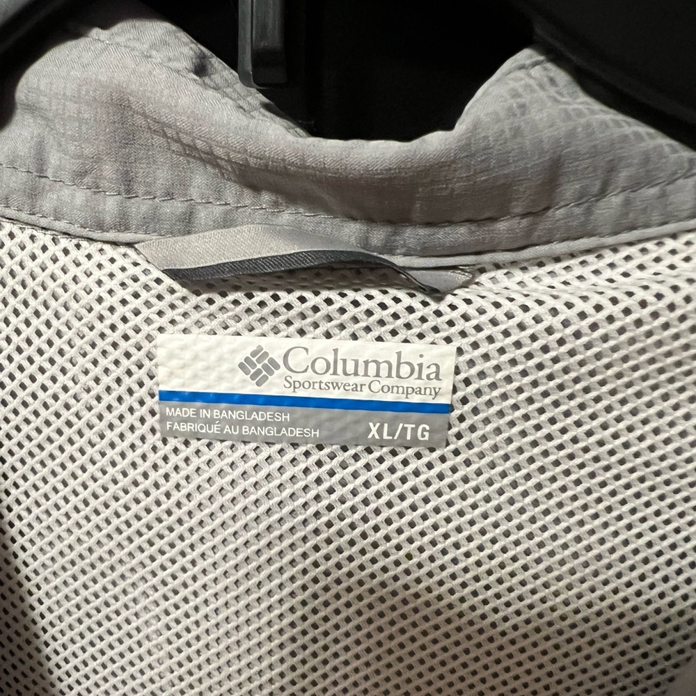 Columbia Button Down - Picture 2 of 3